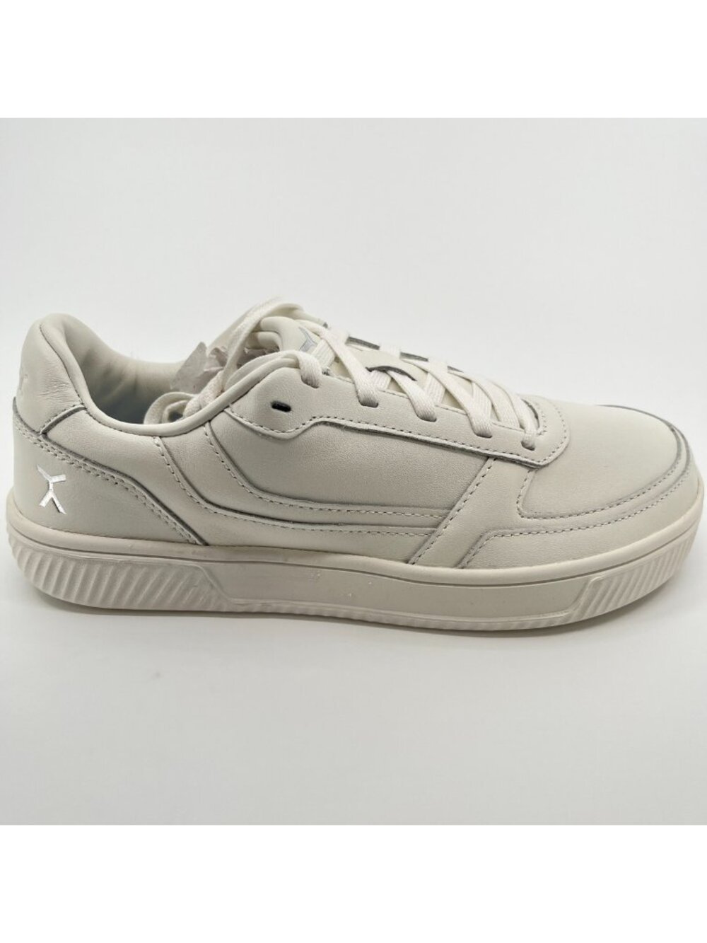 Flux Footwear Adapt Leather Trainer Women Size 7.5 White Athletic Shoes Sneakers